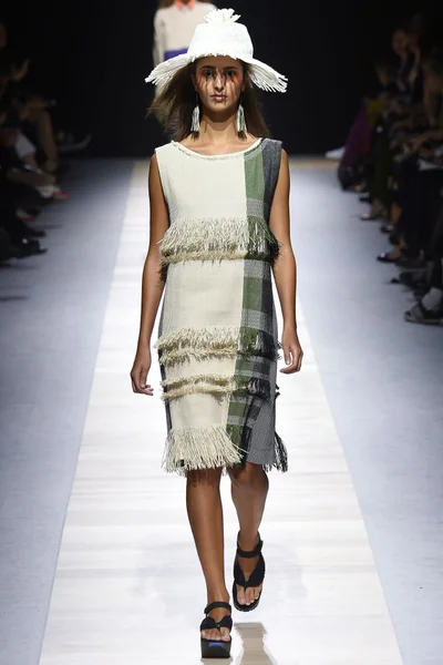 Look 6
